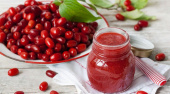 اثرات ضد سرطانی و ضد باکتریایی میوه زغال اخته (Vaccinium corymbosum L.) در سه مرحله رشد